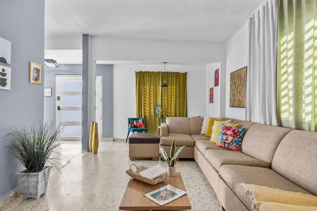 Villa Luxury 4Br For 14-& Jacuzzi 6 Min Beach & Airport San Juan Porto Riko
